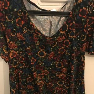LuLaRoe perfect tee